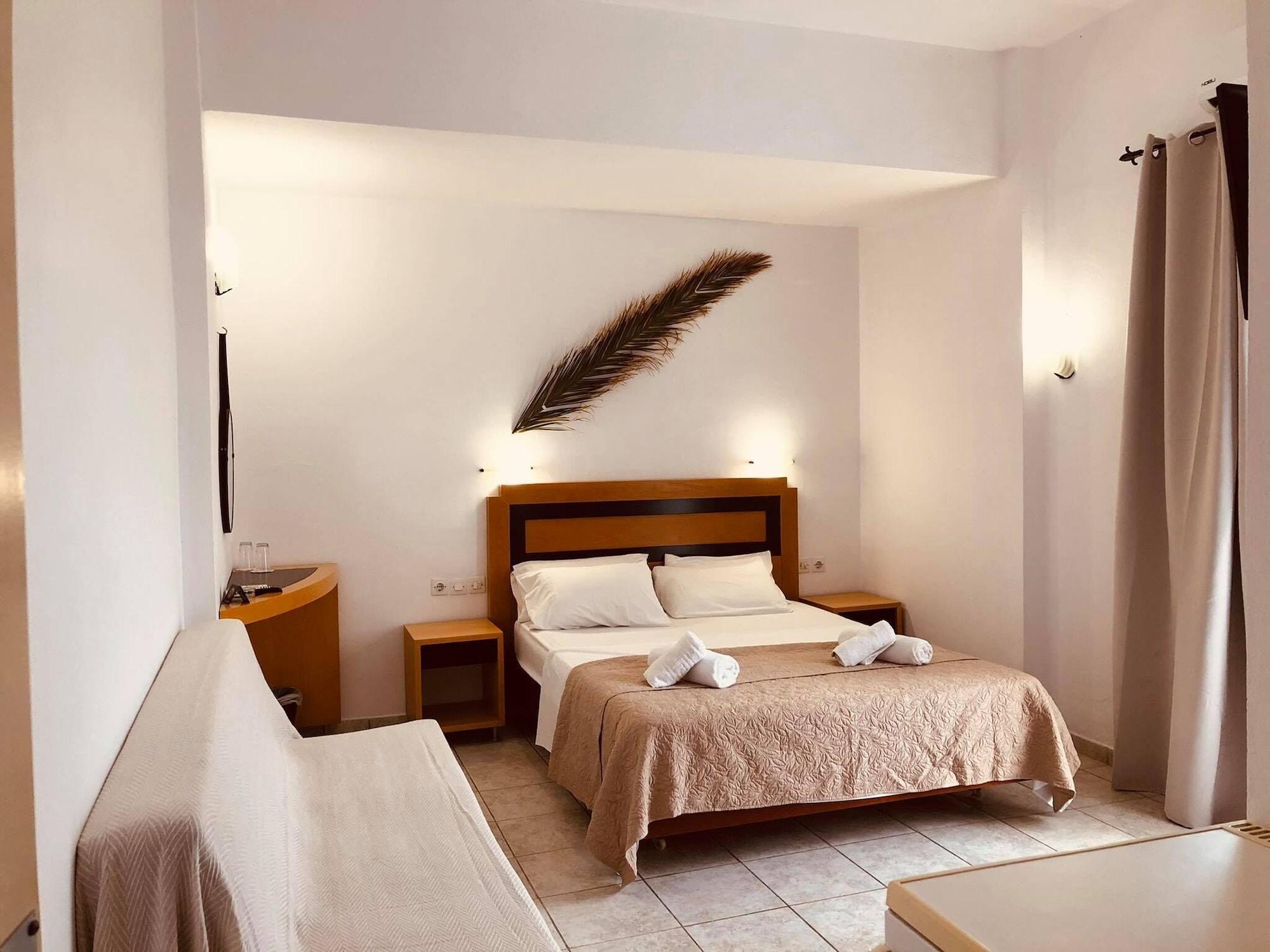 Corali Hotel 3*